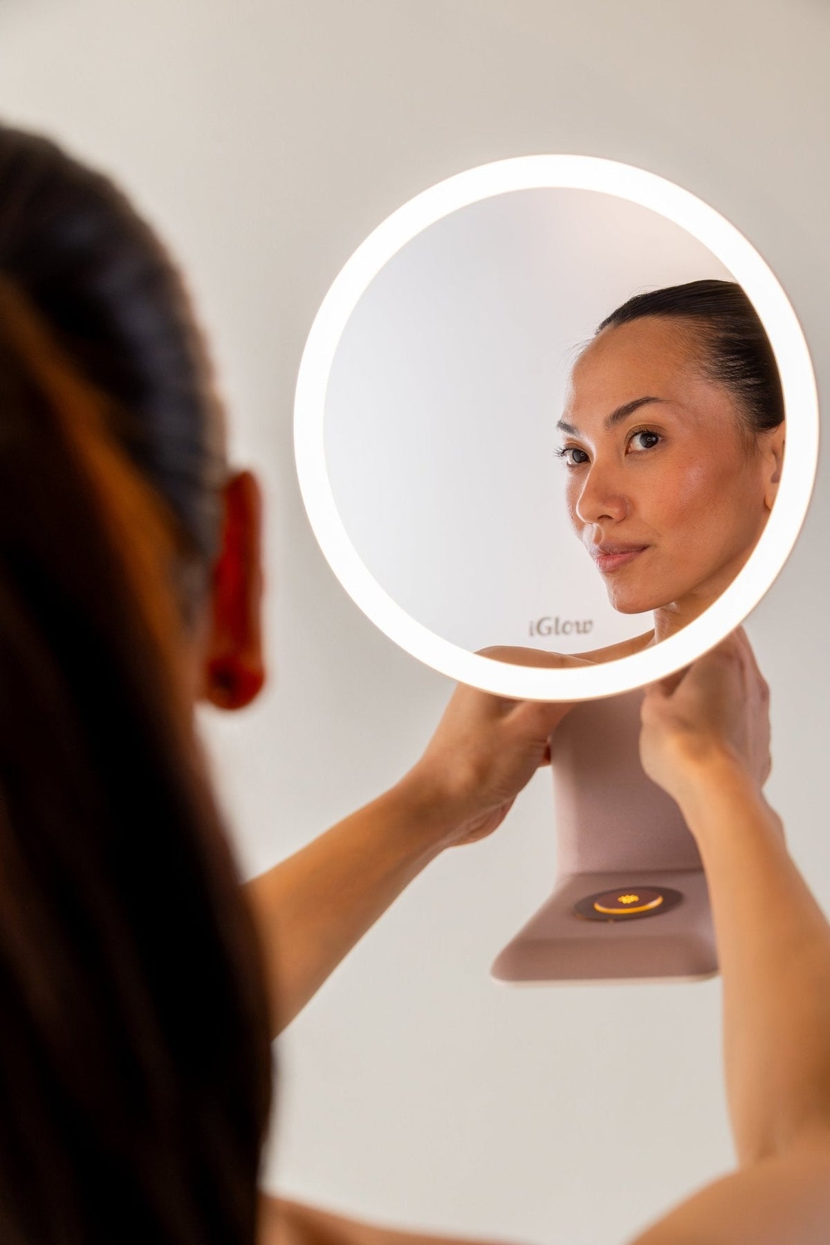 iGlow Halo Pro LED makeup mirror and desk lamp