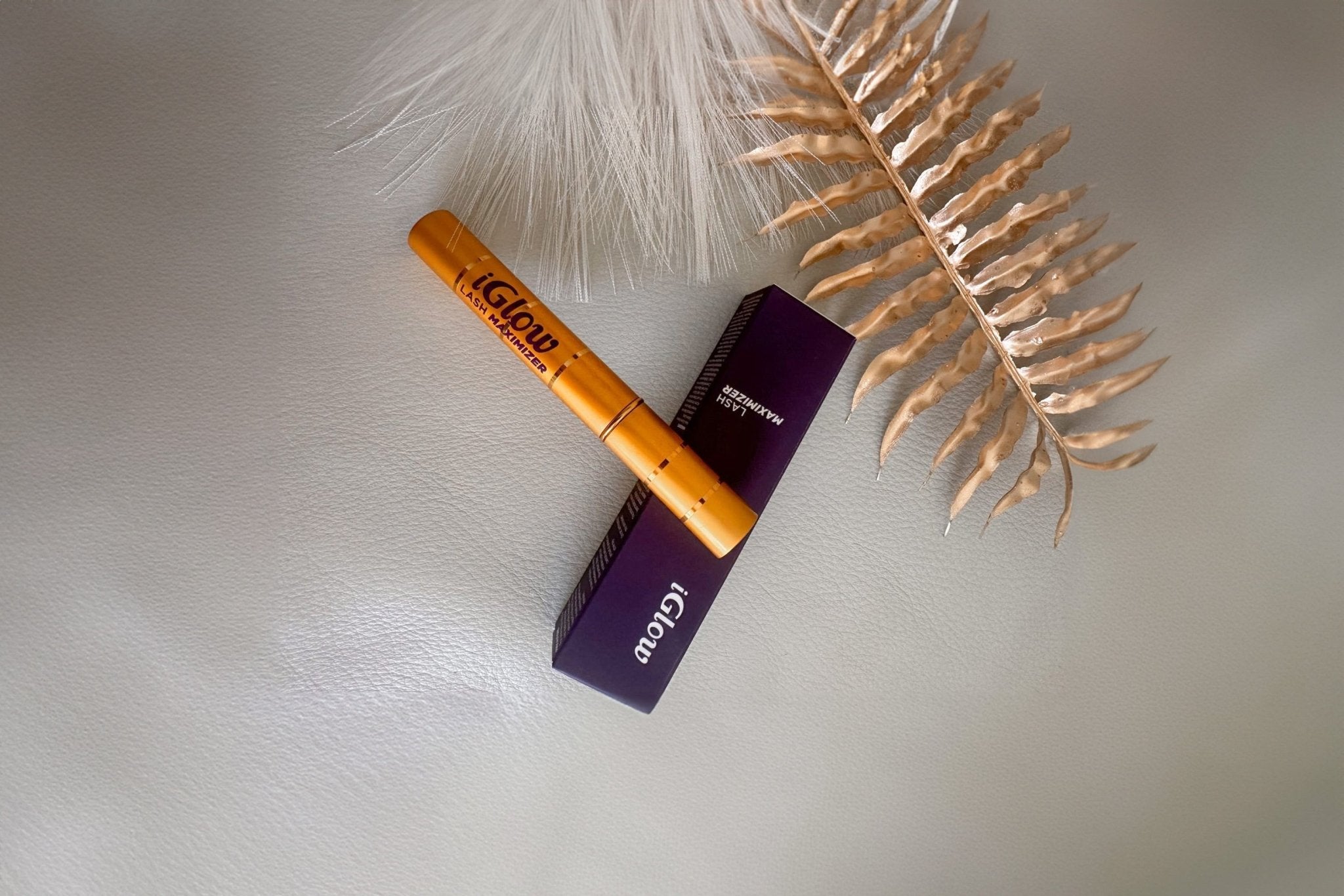 iGlow Lash Maximizer eyelash serum - iGlow Cosmetics