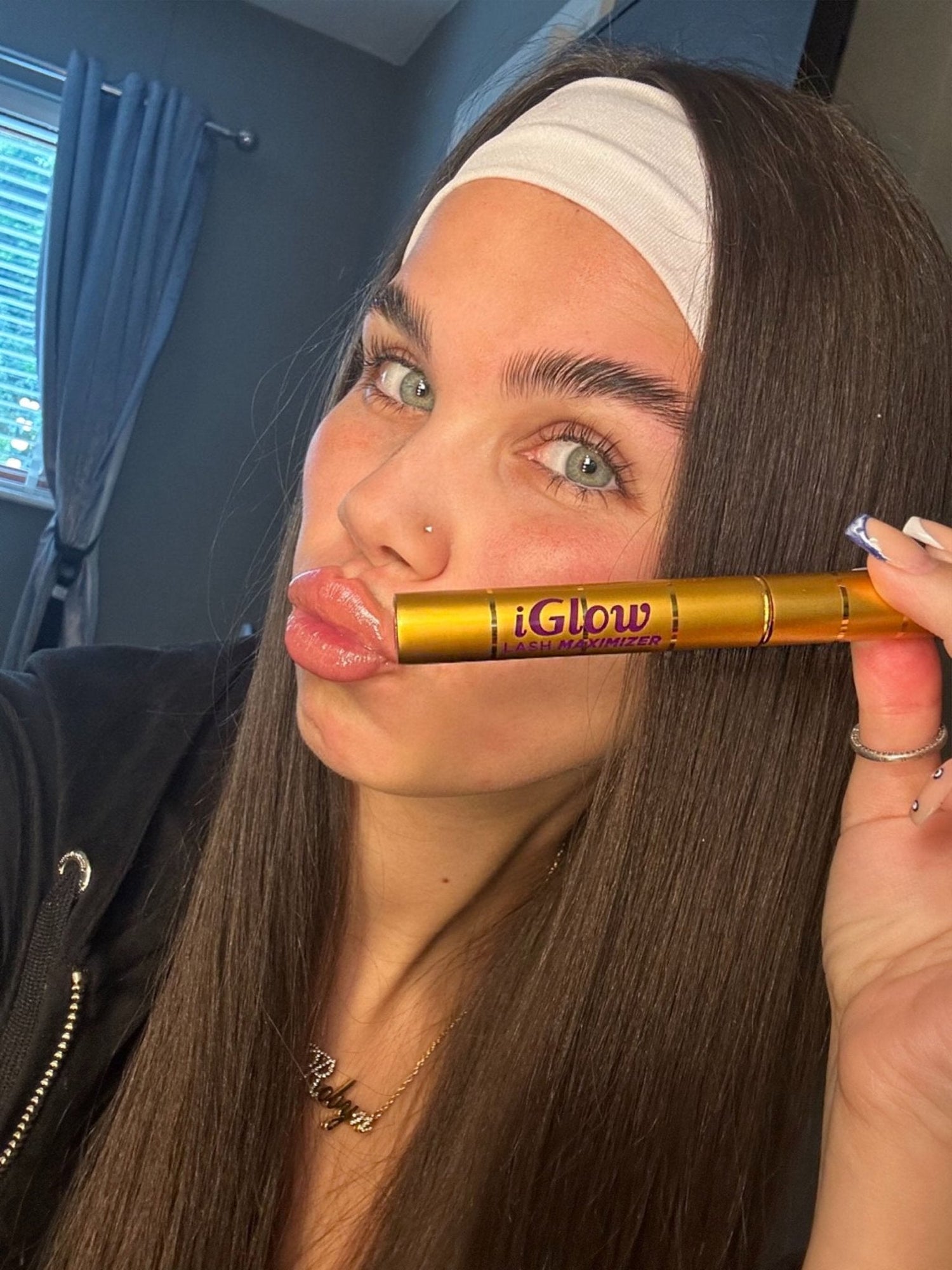 iGlow Lash Maximizer - Lash Serum, 3 ml - iGlow Cosmetics