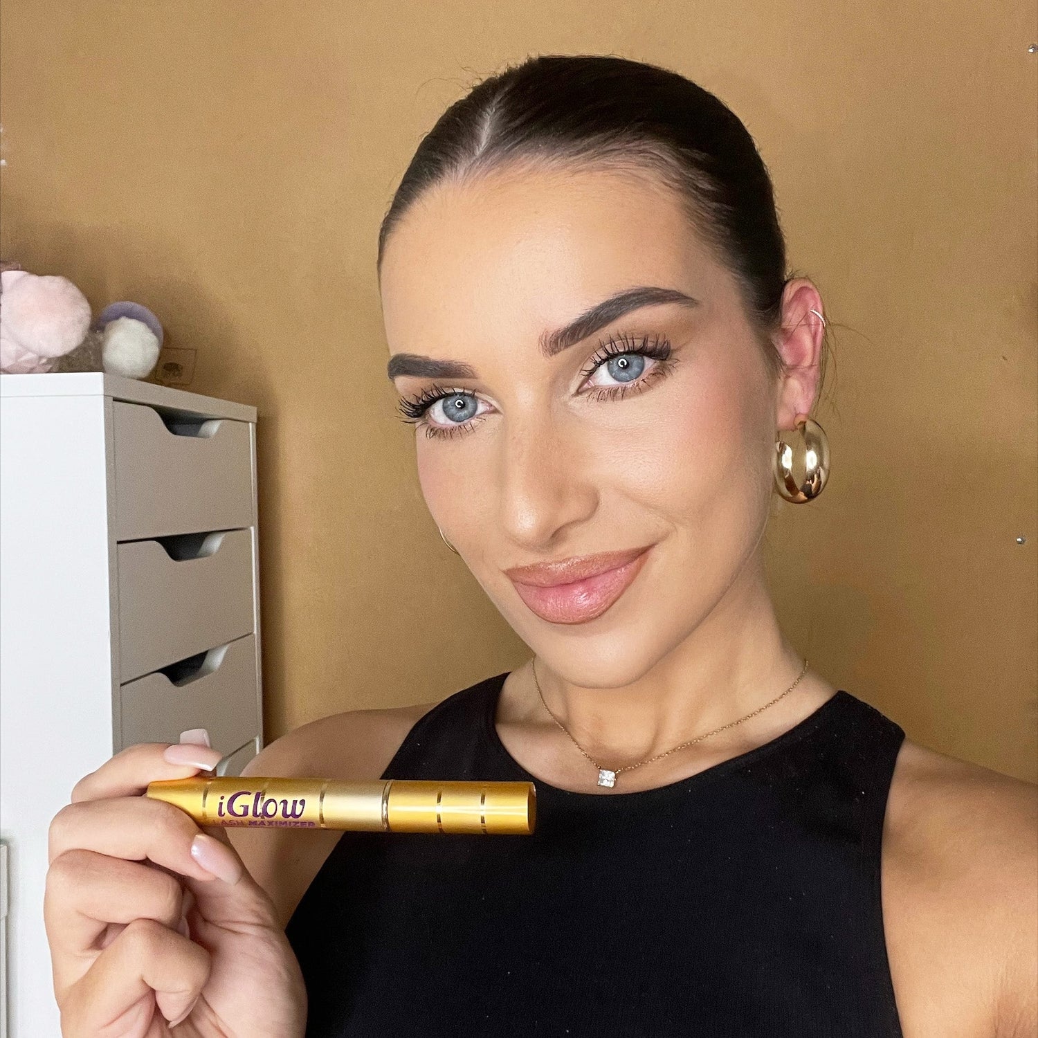 iGlow Lash Maximizer and free iGlow Panoramic Mascara - iGlow Cosmetics